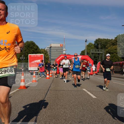 07.09.2025 - BARMER Alsterlauf Yannick Fuchs http://msf.ph/oto/8824439 07.09.2025 09:49:04 Laufen 2908, 5529, 4776, 3656, 36, 801 meine-sportfotos.de