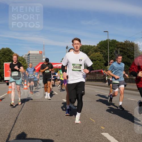 07.09.2025 - BARMER Alsterlauf Yannick Fuchs http://msf.ph/oto/8824452 07.09.2025 09:49:08 Laufen 5160, 5637, 5805, 6138 meine-sportfotos.de