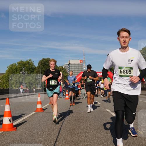 07.09.2025 - BARMER Alsterlauf Yannick Fuchs http://msf.ph/oto/8824455 07.09.2025 09:49:09 Laufen 5160, 6562, 5637, 5805, 534 meine-sportfotos.de