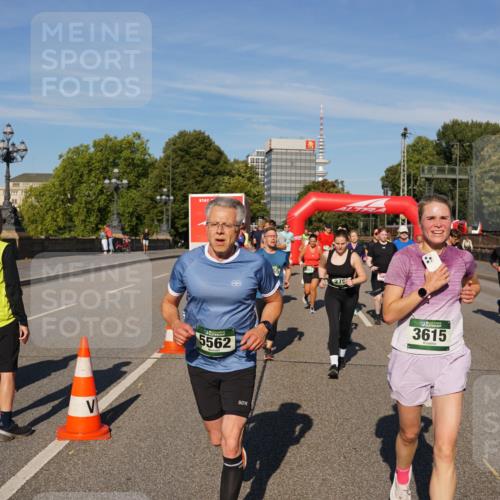 07.09.2025 - BARMER Alsterlauf Yannick Fuchs http://msf.ph/oto/8824465 07.09.2025 09:49:11 Laufen 5562, 275, 3615, 6293 meine-sportfotos.de