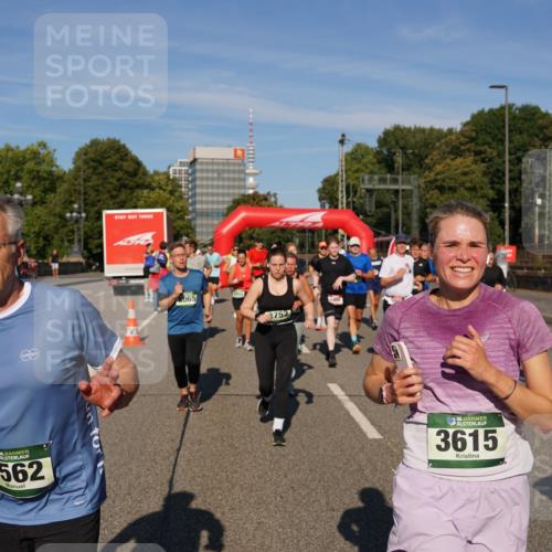 07.09.2025 - BARMER Alsterlauf Yannick Fuchs http://msf.ph/oto/8824469 07.09.2025 09:49:12 Laufen 136, 5562, 8065, 2752, 36, 3615, 8216 meine-sportfotos.de