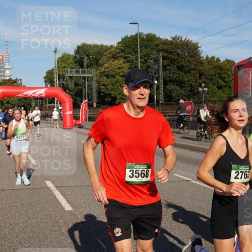 07.09.2025 - BARMER Alsterlauf Yannick Fuchs http://msf.ph/oto/8824492 07.09.2025 09:49:18 Laufen 8315, 5831, 36, 3568, 36, 2763, 6206, 0612, 142, 58 meine-sportfotos.de