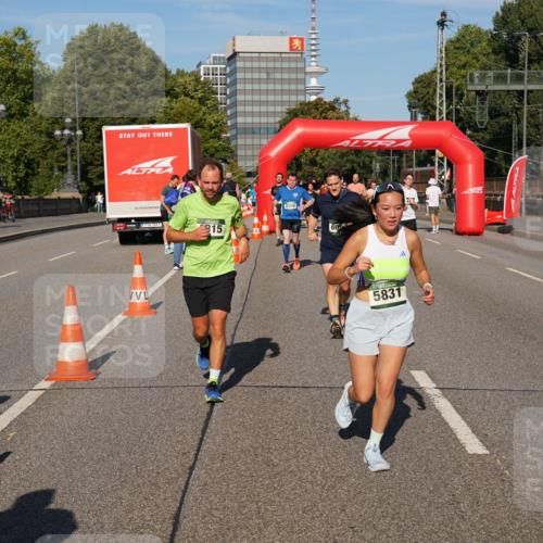 07.09.2025 - BARMER Alsterlauf Yannick Fuchs http://msf.ph/oto/8824496 07.09.2025 09:49:19 Laufen 315, 5831 meine-sportfotos.de