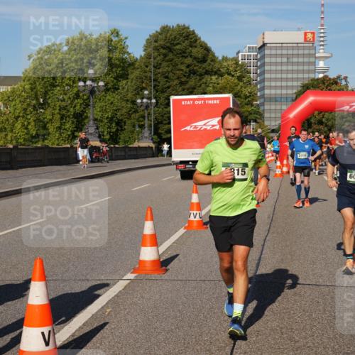 07.09.2025 - BARMER Alsterlauf Yannick Fuchs http://msf.ph/oto/8824498 07.09.2025 09:49:19 Laufen 315, 2998, 6093 meine-sportfotos.de