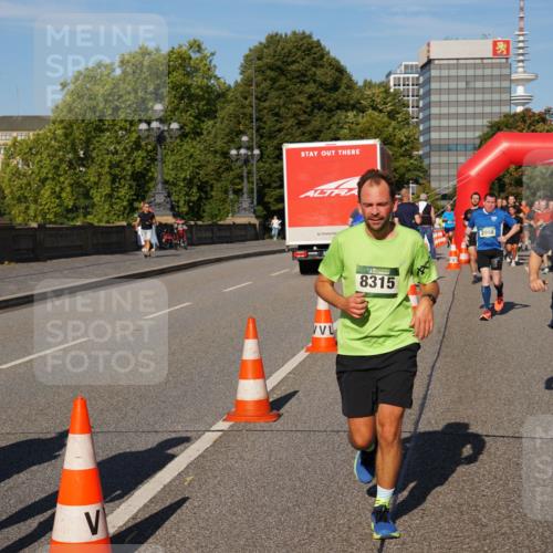07.09.2025 - BARMER Alsterlauf Yannick Fuchs http://msf.ph/oto/8824499 07.09.2025 09:49:19 Laufen 8315, 2998, 6093 meine-sportfotos.de
