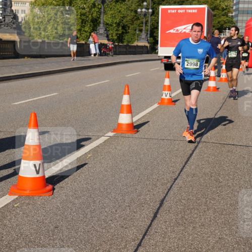07.09.2025 - BARMER Alsterlauf Yannick Fuchs http://msf.ph/oto/8824507 07.09.2025 09:49:22 Laufen 2998, 6274, 423 meine-sportfotos.de