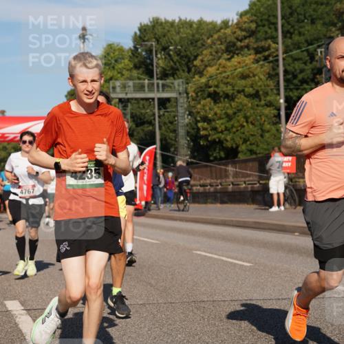 07.09.2025 - BARMER Alsterlauf Yannick Fuchs http://msf.ph/oto/8824520 07.09.2025 09:49:27 Laufen 5115, 4767, 4235, 2 meine-sportfotos.de