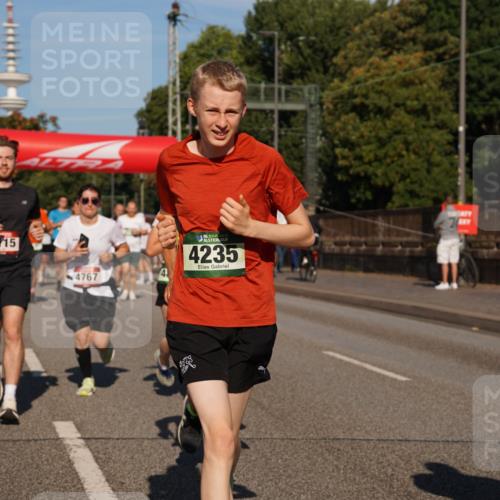 07.09.2025 - BARMER Alsterlauf Yannick Fuchs http://msf.ph/oto/8824522 07.09.2025 09:49:27 Laufen 5664, 5115, 4767, 36, 4235 meine-sportfotos.de