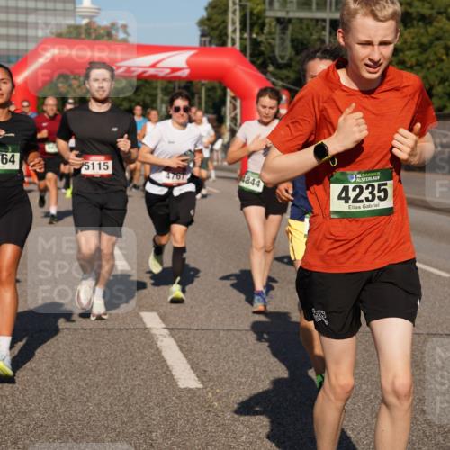 07.09.2025 - BARMER Alsterlauf Yannick Fuchs http://msf.ph/oto/8824524 07.09.2025 09:49:28 Laufen 5664, 5115, 4767, 4844, 36, 4235 meine-sportfotos.de