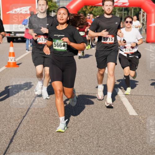 07.09.2025 - BARMER Alsterlauf Yannick Fuchs http://msf.ph/oto/8824525 07.09.2025 09:49:28 Laufen 998, 2750, 5135, 5664, 5115, 4844, 4767, 3 meine-sportfotos.de