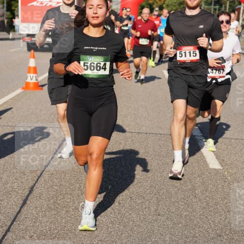 07.09.2025 - BARMER Alsterlauf Yannick Fuchs http://msf.ph/oto/8824528 07.09.2025 09:49:28 Laufen 2750, 36, 5664, 5115, 4767, 4844 meine-sportfotos.de