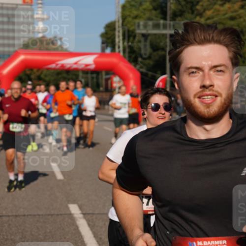 07.09.2025 - BARMER Alsterlauf Yannick Fuchs http://msf.ph/oto/8824530 07.09.2025 09:49:30 Laufen 16, 36 meine-sportfotos.de