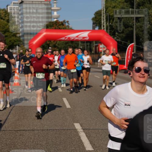 07.09.2025 - BARMER Alsterlauf Yannick Fuchs http://msf.ph/oto/8824531 07.09.2025 09:49:30 Laufen 5791, 8479 meine-sportfotos.de