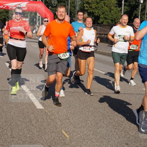 07.09.2025 - BARMER Alsterlauf Yannick Fuchs http://msf.ph/oto/8824549 07.09.2025 09:49:33 Laufen 2076, 3381, 6151, 3434, 372, 5912, 4809 meine-sportfotos.de