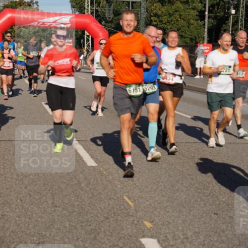 07.09.2025 - BARMER Alsterlauf Yannick Fuchs http://msf.ph/oto/8824551 07.09.2025 09:49:34 Laufen 76, 5377, 3381, 6151, 5293, 434, 721, 12, 4809 meine-sportfotos.de