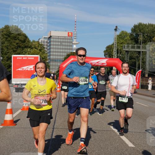 07.09.2025 - BARMER Alsterlauf Yannick Fuchs http://msf.ph/oto/8824560 07.09.2025 09:49:35 Laufen 4416, 76, 6075, 2606, 3381, 59, 4672, 72803 meine-sportfotos.de