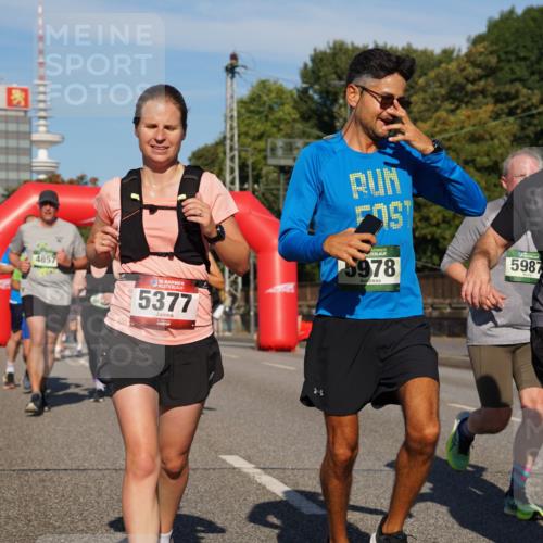 07.09.2025 - BARMER Alsterlauf Yannick Fuchs http://msf.ph/oto/8824567 07.09.2025 09:49:38 Laufen 6075, 4857, 36, 5377, 978, 5987, 36, 3381 meine-sportfotos.de