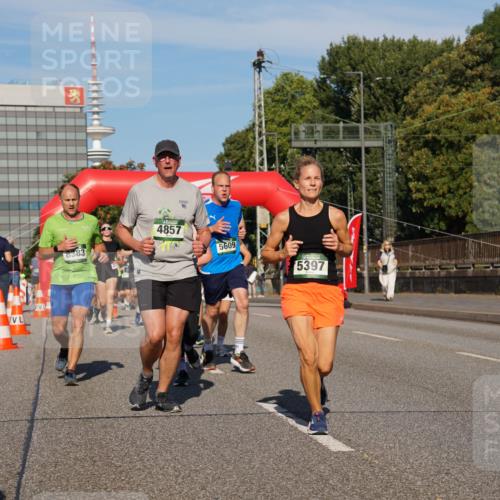 07.09.2025 - BARMER Alsterlauf Yannick Fuchs http://msf.ph/oto/8824573 07.09.2025 09:49:39 Laufen 4857, 8383, 5609, 5397 meine-sportfotos.de