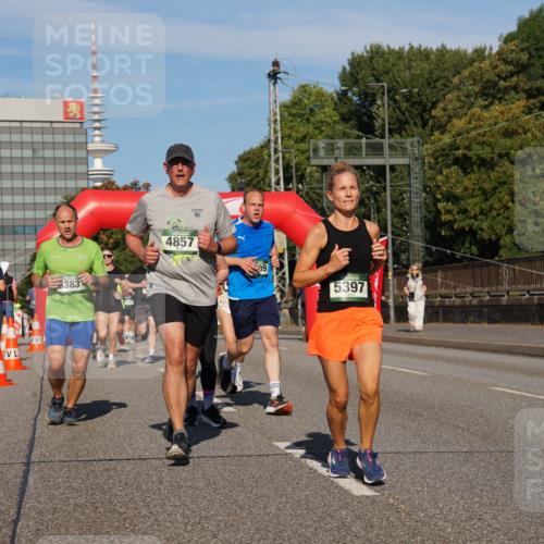 07.09.2025 - BARMER Alsterlauf Yannick Fuchs http://msf.ph/oto/8824574 07.09.2025 09:49:39 Laufen 8383, 4857, 09, 5397 meine-sportfotos.de
