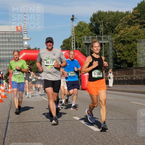 07.09.2025 - BARMER Alsterlauf Yannick Fuchs http://msf.ph/oto/8824575 07.09.2025 09:49:39 Laufen 4857, 8383, 6175, 5609, 5397 meine-sportfotos.de