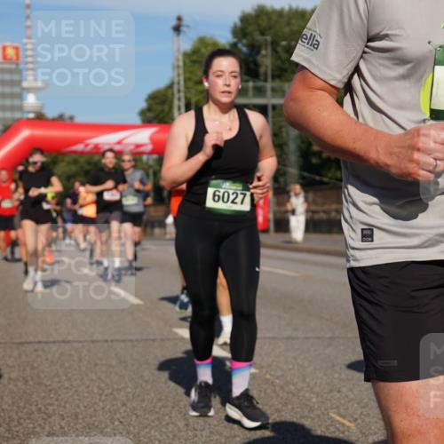 07.09.2025 - BARMER Alsterlauf Yannick Fuchs http://msf.ph/oto/8824583 07.09.2025 09:49:41 Laufen 3, 6027, 36, 4857 meine-sportfotos.de