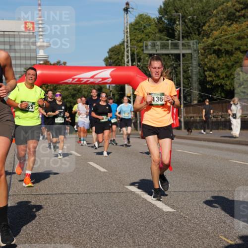 07.09.2025 - BARMER Alsterlauf Yannick Fuchs http://msf.ph/oto/8824604 07.09.2025 09:49:46 Laufen 3267, 25, 8344, 136, 36, 8034 meine-sportfotos.de
