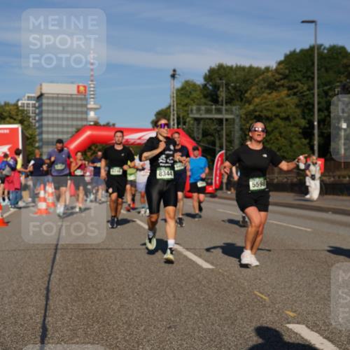 07.09.2025 - BARMER Alsterlauf Yannick Fuchs http://msf.ph/oto/8824618 07.09.2025 09:49:49 Laufen 5598 meine-sportfotos.de