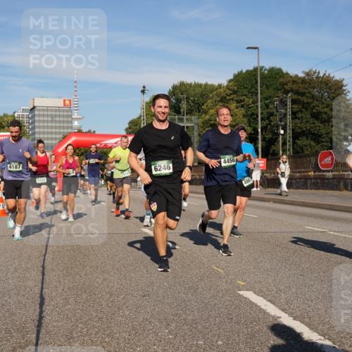 07.09.2025 - BARMER Alsterlauf Yannick Fuchs http://msf.ph/oto/8824627 07.09.2025 09:49:51 Laufen 4187, 5102, 5101, 6246, 4456, 4987, 2195 meine-sportfotos.de