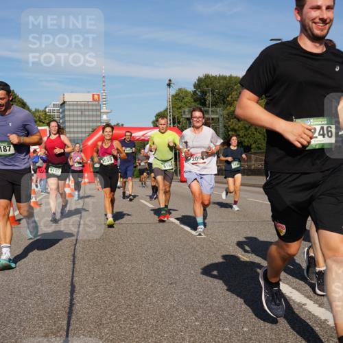 07.09.2025 - BARMER Alsterlauf Yannick Fuchs http://msf.ph/oto/8824630 07.09.2025 09:49:52 Laufen 4187, 5102, 5463, 3559, 5101, 2094, 35, 246, 4987 meine-sportfotos.de