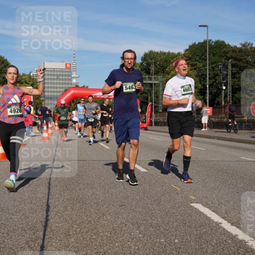 07.09.2025 - BARMER Alsterlauf Yannick Fuchs http://msf.ph/oto/8824641 07.09.2025 09:49:56 Laufen 4926, 15463 meine-sportfotos.de