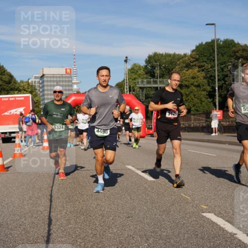 07.09.2025 - BARMER Alsterlauf Yannick Fuchs http://msf.ph/oto/8824654 07.09.2025 09:49:59 Laufen 5324, 4496, 3129, 716, 5573 meine-sportfotos.de
