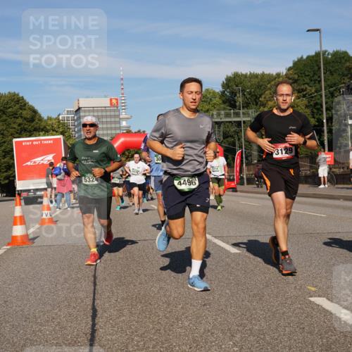 07.09.2025 - BARMER Alsterlauf Yannick Fuchs http://msf.ph/oto/8824655 07.09.2025 09:49:59 Laufen 5678, 5324, 4496, 3716, 3129, 5573 meine-sportfotos.de