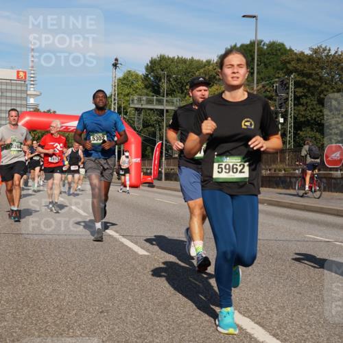 07.09.2025 - BARMER Alsterlauf Yannick Fuchs http://msf.ph/oto/8824678 07.09.2025 09:50:06 Laufen 3268, 4701, 2813, 2830, 5302, 5962, 6135 meine-sportfotos.de
