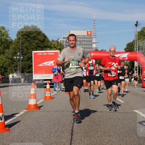 07.09.2025 - BARMER Alsterlauf Yannick Fuchs http://msf.ph/oto/8824684 07.09.2025 09:50:07 Laufen 3268, 10, 3515, 4701, 2813, 2830, 919, 5302 meine-sportfotos.de
