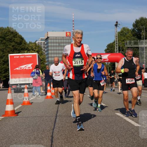 07.09.2025 - BARMER Alsterlauf Yannick Fuchs http://msf.ph/oto/8824694 07.09.2025 09:50:10 Laufen 4523, 3515, 2829, 2830, 3919 meine-sportfotos.de