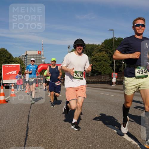 07.09.2025 - BARMER Alsterlauf Yannick Fuchs http://msf.ph/oto/8824725 07.09.2025 09:50:17 Laufen 5822, 210, 2509, 2672, 4941, 49 meine-sportfotos.de