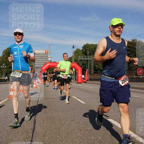 07.09.2025 - BARMER Alsterlauf Yannick Fuchs http://msf.ph/oto/8824732 07.09.2025 09:50:18 Laufen 5822, 2108, 2509 meine-sportfotos.de