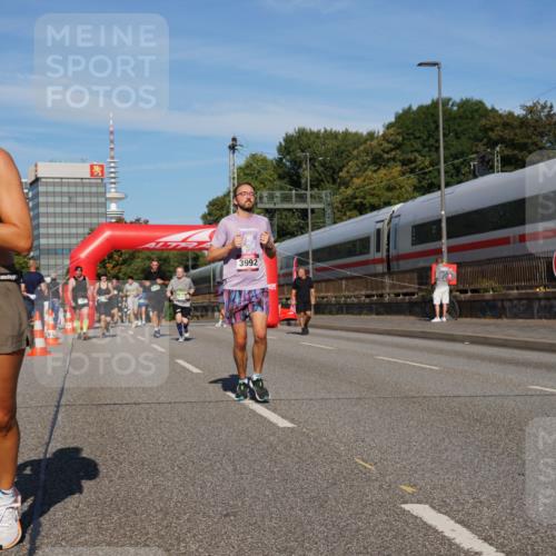 07.09.2025 - BARMER Alsterlauf Yannick Fuchs http://msf.ph/oto/8824764 07.09.2025 09:50:27 Laufen 50, 3992 meine-sportfotos.de