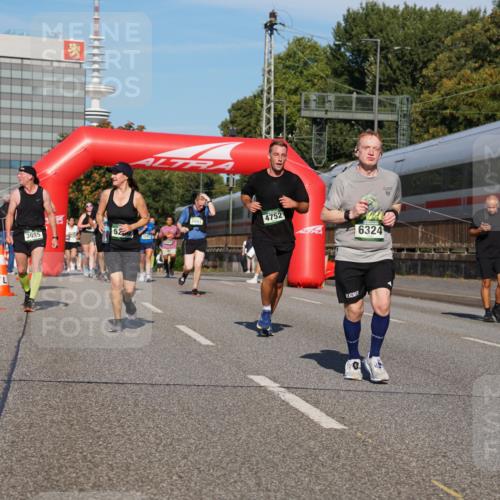 07.09.2025 - BARMER Alsterlauf Yannick Fuchs http://msf.ph/oto/8824770 07.09.2025 09:50:32 Laufen 3055, 520, 4752, 6324, 1 meine-sportfotos.de