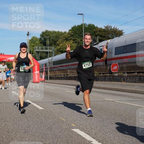 07.09.2025 - BARMER Alsterlauf Yannick Fuchs http://msf.ph/oto/8824781 07.09.2025 09:50:34 Laufen 52, 3055, 4752, 2 meine-sportfotos.de
