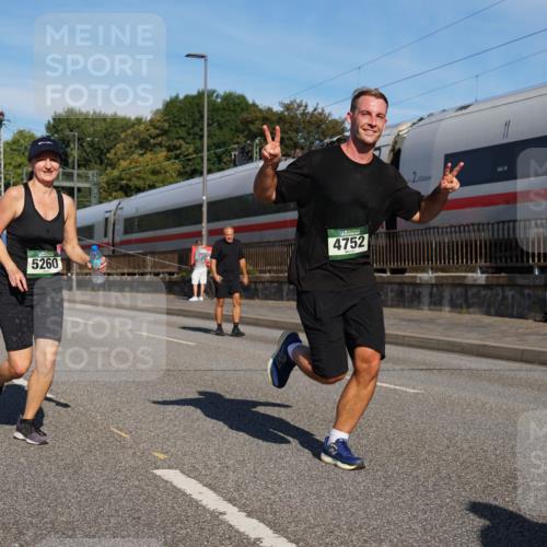 07.09.2025 - BARMER Alsterlauf Yannick Fuchs http://msf.ph/oto/8824785 07.09.2025 09:50:35 Laufen 5260, 4752, 2 meine-sportfotos.de