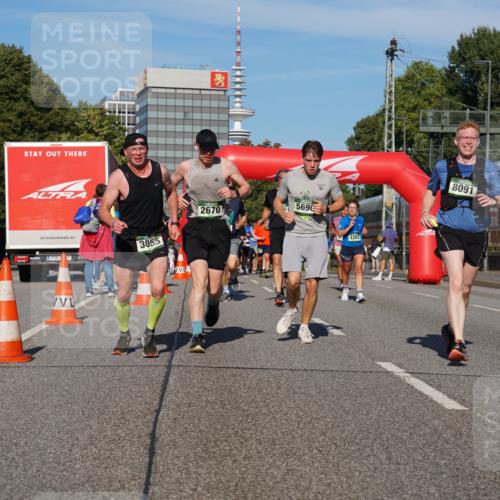 07.09.2025 - BARMER Alsterlauf Yannick Fuchs http://msf.ph/oto/8824792 07.09.2025 09:50:36 Laufen 3055, 2670, 55690, 4283, 8091 meine-sportfotos.de