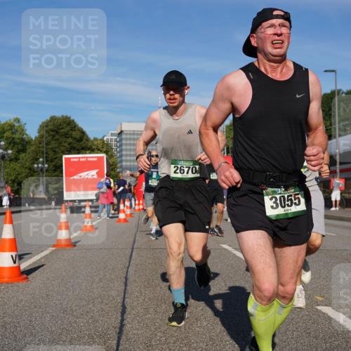 07.09.2025 - BARMER Alsterlauf Yannick Fuchs http://msf.ph/oto/8824799 07.09.2025 09:50:39 Laufen 4012, 2670, 3055 meine-sportfotos.de
