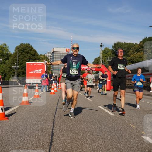 07.09.2025 - BARMER Alsterlauf Yannick Fuchs http://msf.ph/oto/8824803 07.09.2025 09:50:40 Laufen 602, 4012, 4229, 4283 meine-sportfotos.de