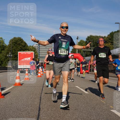 07.09.2025 - BARMER Alsterlauf Yannick Fuchs http://msf.ph/oto/8824807 07.09.2025 09:50:41 Laufen 6023, 4012, 5079, 4229, 4283 meine-sportfotos.de