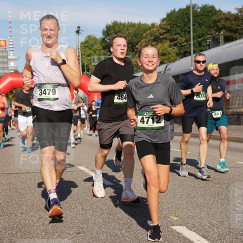 07.09.2025 - BARMER Alsterlauf Yannick Fuchs http://msf.ph/oto/8824827 07.09.2025 09:50:47 Laufen 3666, 4900, 3479, 484, 4712, 6074, 461 meine-sportfotos.de