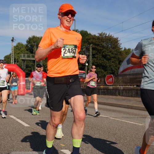 07.09.2025 - BARMER Alsterlauf Yannick Fuchs http://msf.ph/oto/8824860 07.09.2025 09:50:57 Laufen 2483, 5955, 6161, 2297, 5498, 8387, 4199, 2375, 136, 3813, 2 meine-sportfotos.de