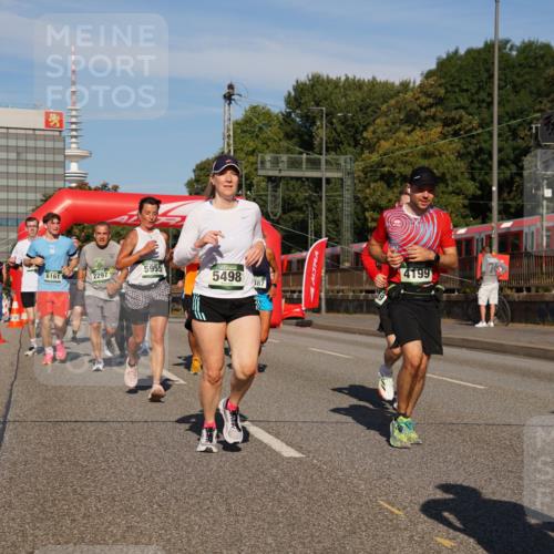 07.09.2025 - BARMER Alsterlauf Yannick Fuchs http://msf.ph/oto/8824862 07.09.2025 09:50:58 Laufen 5955, 6161, 2297, 5498, 387, 7, 4199, 55 meine-sportfotos.de