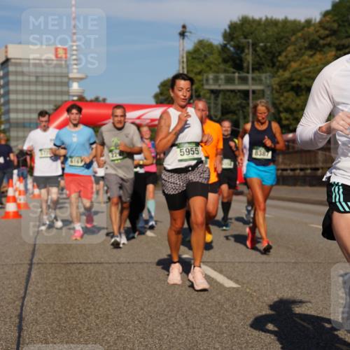 07.09.2025 - BARMER Alsterlauf Yannick Fuchs http://msf.ph/oto/8824867 07.09.2025 09:50:59 Laufen 5955, 8387, 36, 5498, 39 meine-sportfotos.de