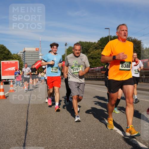 07.09.2025 - BARMER Alsterlauf Yannick Fuchs http://msf.ph/oto/8824875 07.09.2025 09:51:02 Laufen 6161, 2297, 8388, 568, 83 meine-sportfotos.de